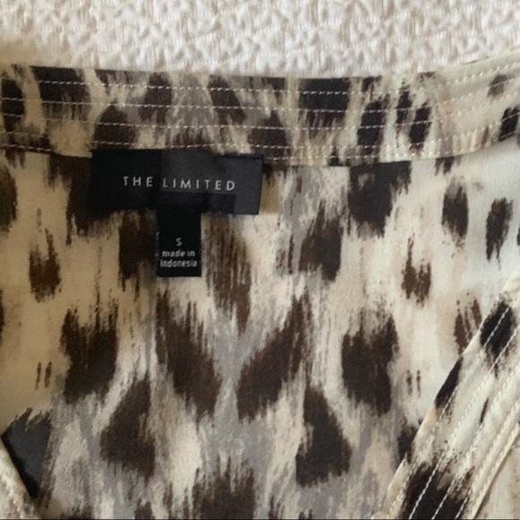 Cheetah print blouse - Picture 3 of 3